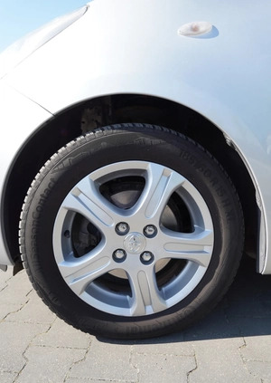 Toyota Yaris cena 18900 przebieg: 213438, rok produkcji 2011 z Toruń małe 172